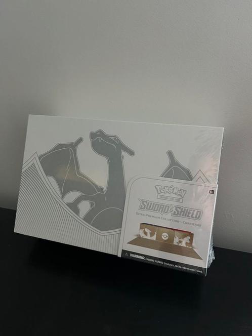 Pokemon TCG - Charizard ultra premium collection, Hobby en Vrije tijd, Verzamelkaartspellen | Pokémon, Nieuw, Overige typen, Ophalen of Verzenden