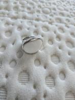 Zilveren ring met witte steen, maat 18.5, Sieraden, Tassen en Uiterlijk, Ringen, 18 tot 19, Wit, Ophalen of Verzenden, Zo goed als nieuw