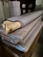 2 x kledingdozen en inpakpapier te koop, Doe-het-zelf en Verbouw, Kratten en Dozen, Ophalen, Minder dan 40 cm, 35 tot 50 cm, Doos