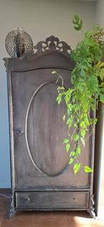 Grenen zwarte kuifkast, Ophalen, Gebruikt