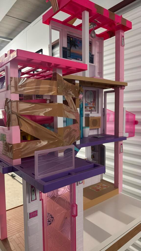 Barbie Dreamhouse - 3 Verdiepingen, Gemeubileerd!, Kinderen en Baby's, Speelgoed | Poppenhuizen, Gebruikt, Poppenhuis, Ophalen