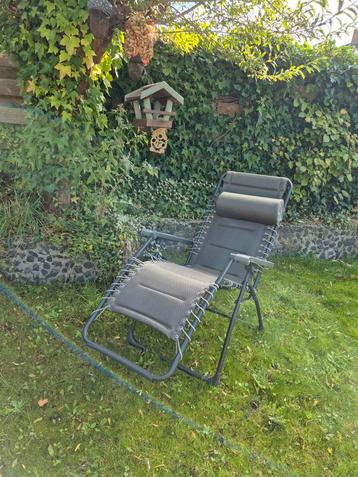 Stoel beschikbaar voor biedingen