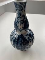 Makkum aardewerk vaasje Kon. Tichelaar, Antiek en Kunst, Antiek | Keramiek en Aardewerk, Ophalen of Verzenden