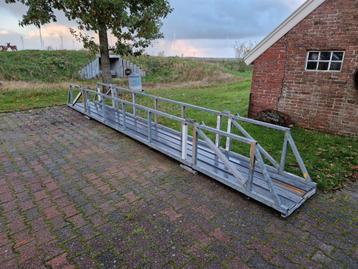 Langmateriaalcontainer stapelbaar verzinkt 6 meter beschikbaar voor biedingen