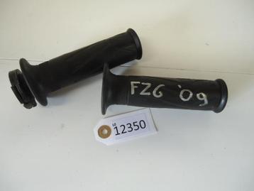FZ6S 2008 - 2009 Yamaha Handvat en gashendel D1-16006 beschikbaar voor biedingen