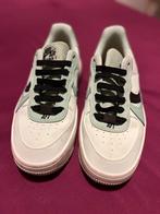 Nike sneakers, Kleding | Dames, Schoenen, Ophalen, Zo goed als nieuw, Zwart, Sneakers of Gympen