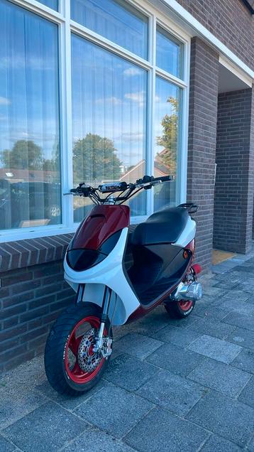 Peugeot vivacity 70cc beschikbaar voor biedingen