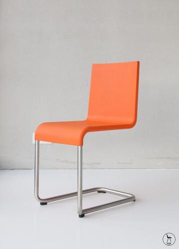 Maarten van Severen slede stoel oranje 
