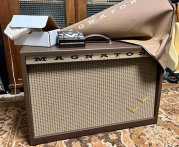 Magnatone Twilighter Stereo  beschikbaar voor biedingen