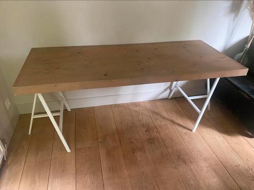 Op maat gemaakt bureau massief hout greywash IKEA schragen, Huis en Inrichting, Bureaus, Gebruikt, Bureau, Ophalen
