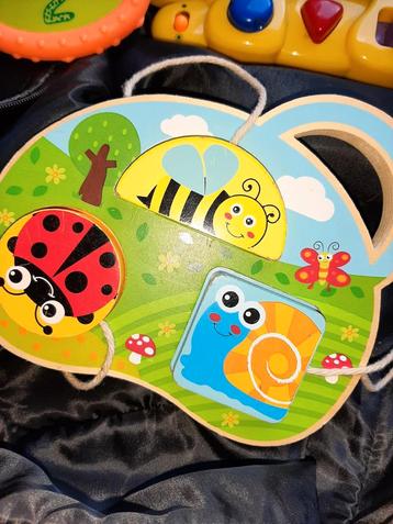 Houten Puzzel met Dieren beschikbaar voor biedingen