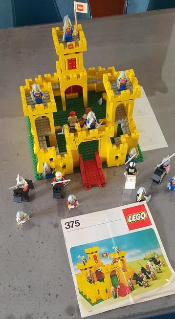 Lego Kasteel 375  beschikbaar voor biedingen