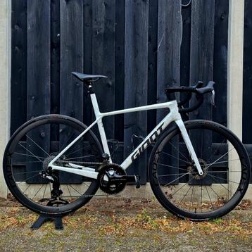 Giant TCR Advanced SL Custum Build S beschikbaar voor biedingen