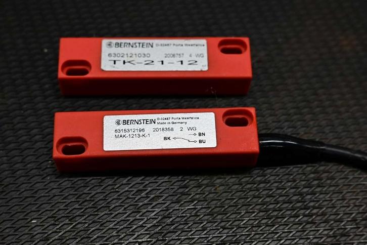 Professionele Mag.Naderingsschakelaar/ Reedcontact Bernstein, Hobby en Vrije tijd, Elektronica-componenten, Zo goed als nieuw