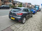 Renault Clio 0.9 TCe LIMITED met APK tot 8-11-2026, Voorwielaandrijving, 898 cc, Stof, Gebruikt