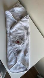 Wikkelcape Puckababy - wit met grijs, Ophalen of Verzenden, Zo goed als nieuw, Jongetje of Meisje