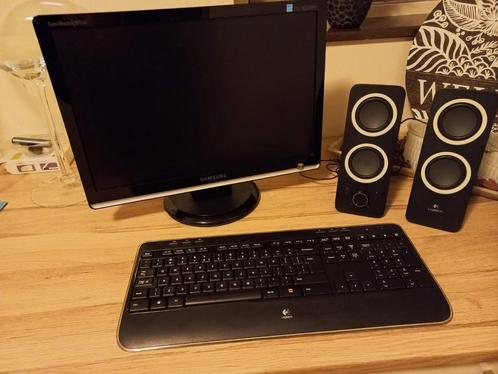 Beeldscherm, geluidsboxjes en draadloos toetsenbord, Computers en Software, Overige Computers en Software, Gebruikt, Ophalen of Verzenden