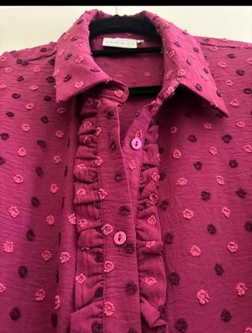 blouse van FEMME9 in cyclaam  met ruffles motief in maat xl beschikbaar voor biedingen