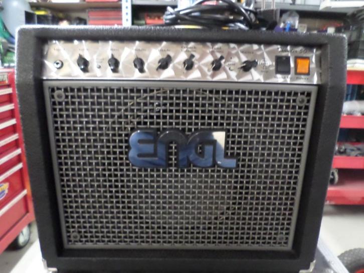 ENGL Versterker 50 Watt + voetpedaal en flightcase., Muziek en Instrumenten, Versterkers | Bas en Gitaar, Zo goed als nieuw, Gitaar
