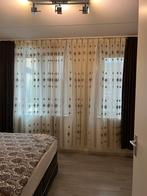 Bruin wit vitrage met kraaltjes bruine over gordijnen, Ophalen of Verzenden, Zo goed als nieuw, Minder dan 10 m², Tapijt