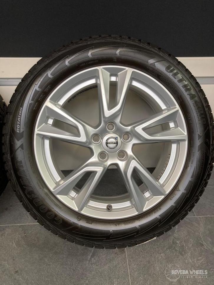 18” originele Volvo XC40 velgen + winterbanden 5x108 3136286, Auto-onderdelen, Banden en Velgen, Banden en Velgen, Winterbanden