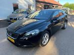Volvo V40 T2 2.0 Momentum, Auto's, Voorwielaandrijving, Gebruikt, Euro 6, 4 cilinders