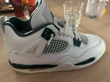 Jordan 4 wit / groen, maat 40 beschikbaar voor biedingen