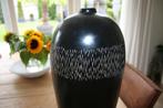 Africa vaas, Huis en Inrichting, Overige materialen, Gebruikt, 50 tot 75 cm, Zwart