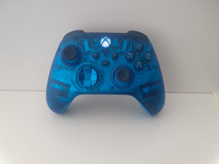 Xbox / PC controller, model 1914, Sky Cipher Special Edition, Spelcomputers en Games, Spelcomputers | Xbox | Accessoires, Zo goed als nieuw