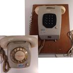 Twee vintage PTT telefoons, Telecommunicatie, Vaste telefoons | Niet Draadloos, Gebruikt, Ophalen