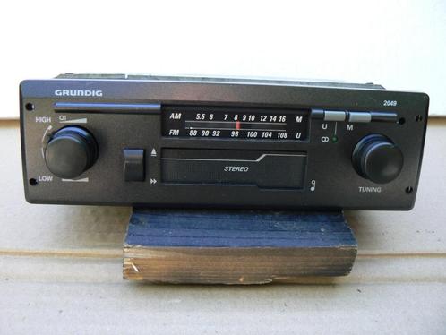 Autoradio Grundig WKC2049, Auto diversen, Autoradio's, Zo goed als nieuw, Ophalen of Verzenden