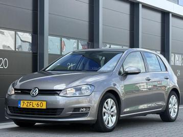 Volkswagen Golf 1.6 TDI Bluemotion (bj 2015) beschikbaar voor biedingen