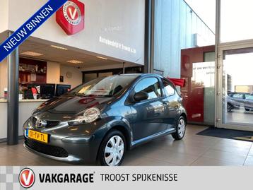 Toyota Aygo 1.0-12V,Stuurbekrachting,Radio Cd met Aux Aanslu beschikbaar voor biedingen
