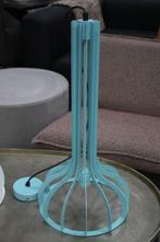 2 hippe hanglampen Cantania metaal wit & pastelblauw, Ophalen, Zo goed als nieuw, Metaal