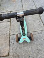 Micro step ook voor zitten dochter is te groot, Fietsen en Brommers, Steps, Ophalen of Verzenden, Gebruikt, Gewone step