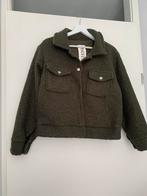 Nieuw! Groen boucle jasje 1 maat, Kleding | Dames, Jassen | Zomer, Ophalen of Verzenden, Nieuw, Maat 42/44 (L), Groen