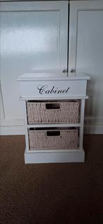 Nachtkastje wit met twee lades, Ophalen, Zo goed als nieuw