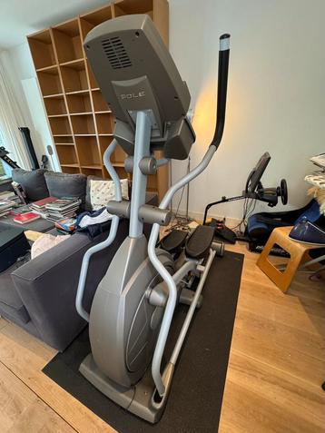 Sole Spirit XE579S crosstrainer ellyptical beschikbaar voor biedingen