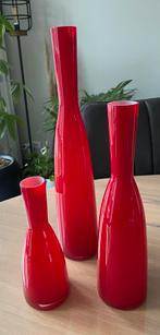 Set van 3 rode vazen 20 30 en 40 cm., Verzenden, Minder dan 50 cm, Rood, Glas