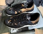 Valentino Garavani Rockrunner maat 42 | NIEUW | Limited, Kleding | Heren, Schoenen, Valentino, Wit, Ophalen of Verzenden, Sneakers of Gympen