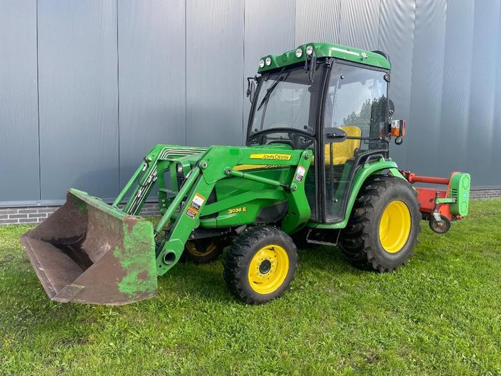 John Deere 3036e compact trekker - mini tractor, Zakelijke goederen, Agrarisch | Tractoren, tot 2500, John Deere, tot 80 Pk, Gebruikt