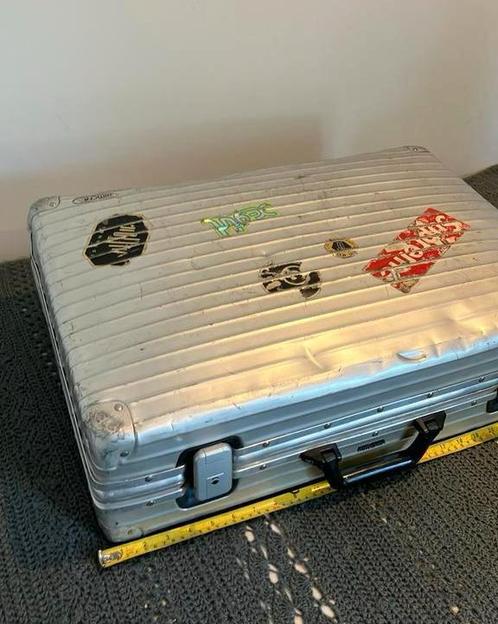 Rimowa koffer, Sieraden, Tassen en Uiterlijk, Koffers, Gebruikt, Metaal, 35 tot 45 cm, Ophalen