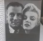 ZELDZAAM Marilyn Monroe klein pocket boekje uit Oekraïne, Ophalen of Verzenden, Zo goed als nieuw