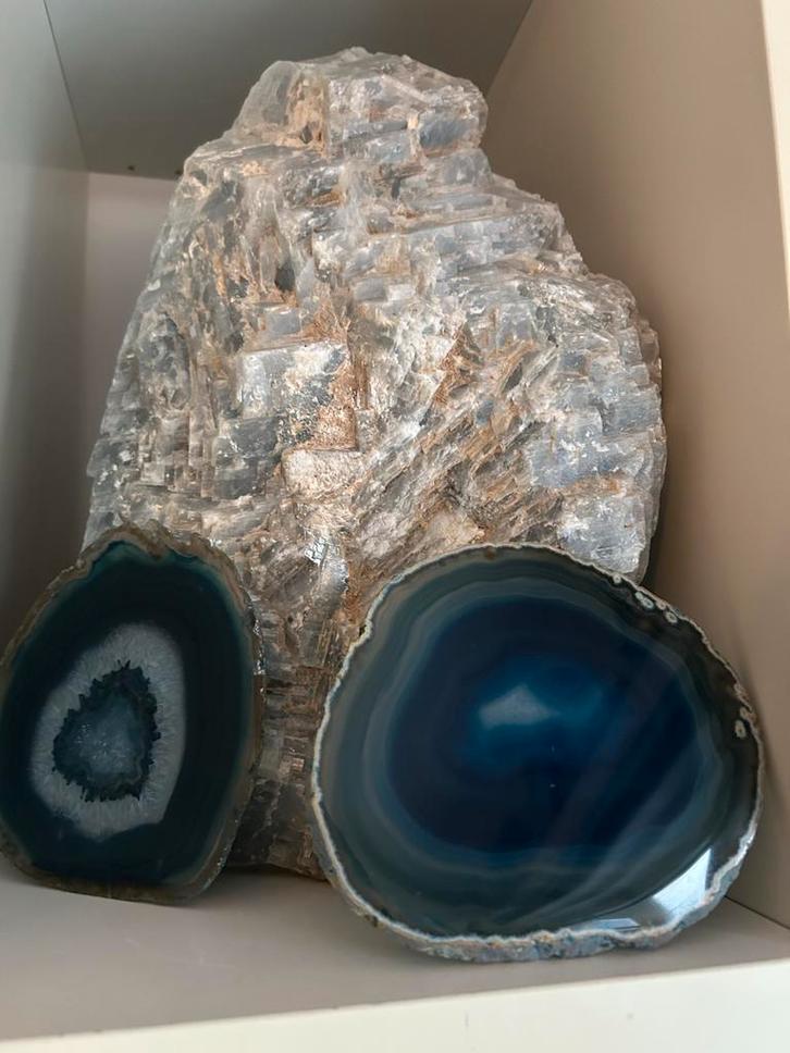 Blauwe Ruwe Steen met Agaat, Verzamelen, Mineralen en Fossielen, Mineraal, Ophalen of Verzenden