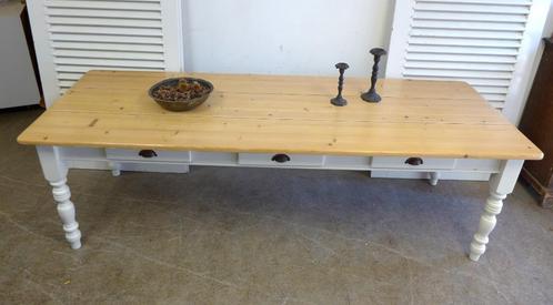 Prachtige grote witte landelijke eettafel 250  cm, Huis en Inrichting, Tafels | Eettafels, Zo goed als nieuw, 50 tot 100 cm, 200 cm of meer
