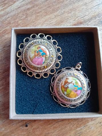 Vintage Broche & Hanger Set beschikbaar voor biedingen