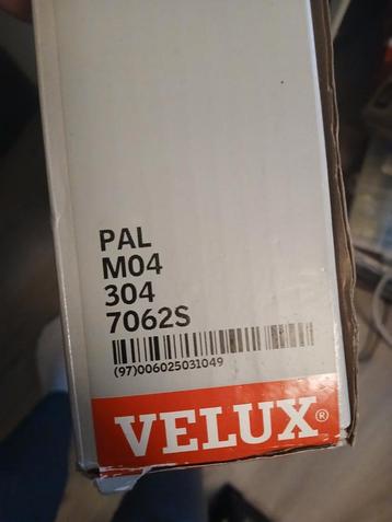 Velux PAL M04 304 lamellen zwart NIEUW!! beschikbaar voor biedingen