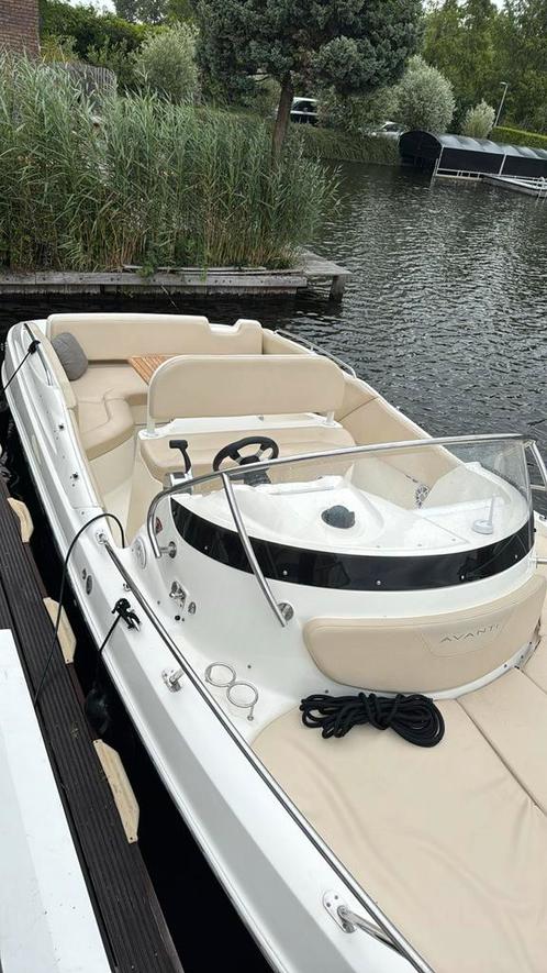 Bayliner avanti 8  mpi 5.0 260 pk 2009, Watersport en Boten, Vis- en Consoleboten, Zo goed als nieuw, 70 pk of meer, 6 meter of meer