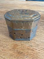 Antieke zilveren doosje, Antiek en Kunst, Antiek | Goud en Zilver, Ophalen of Verzenden, Zilver