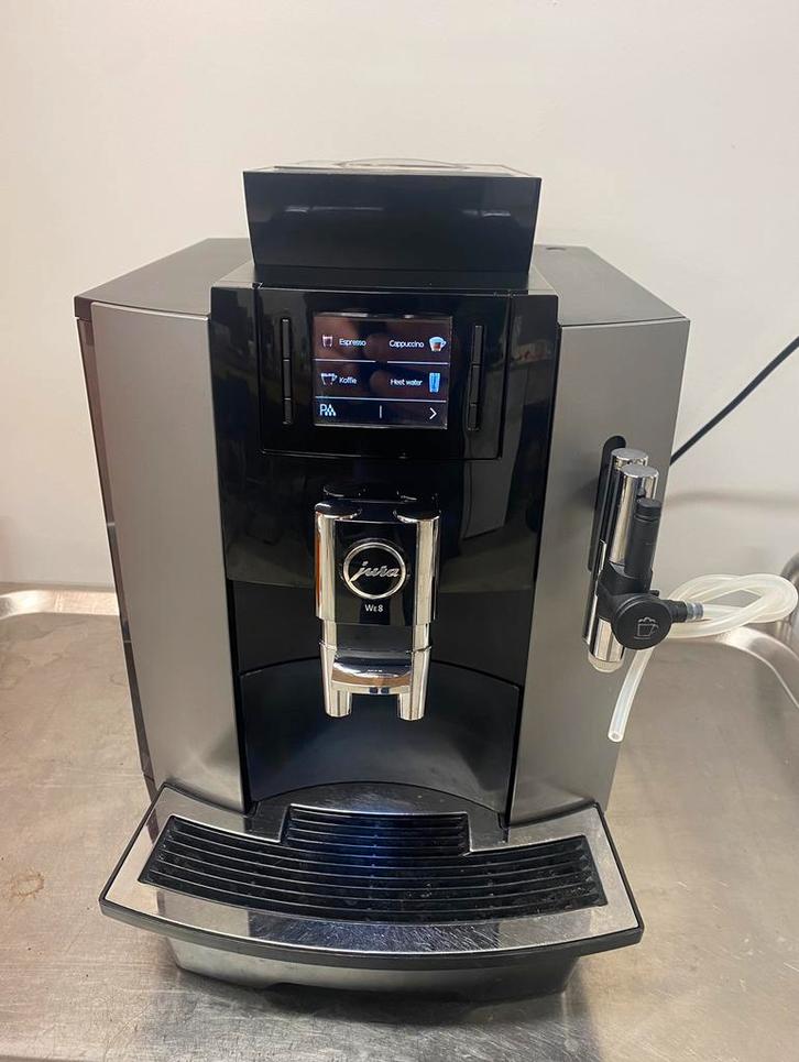 Jura we8 dark inox netjes 675€ bonen machine, Witgoed en Apparatuur, Koffiezetapparaten, Gebruikt, Koffiebonen, Koffiemachine